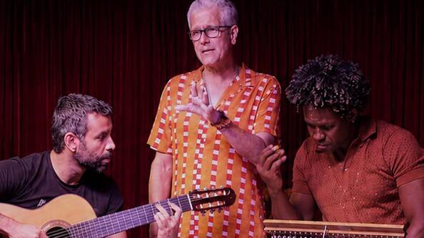 Quartas Acústicas Mano Beleza, Ramon Araújo e Márcio Sorriso apresentam Samba & Bossa (foto do evento)