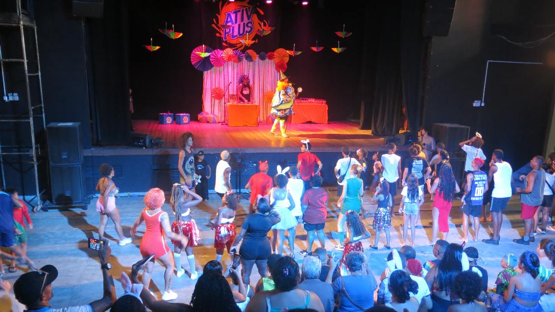 carnaval na dicró - baile do rabisca (foto do evento)